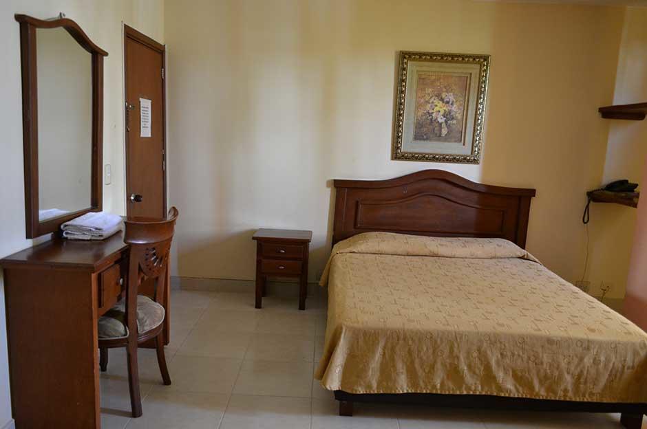 Hotel Cinera San Luis  Room photo